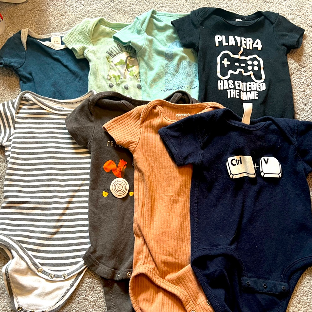 8 piece onesie bundle